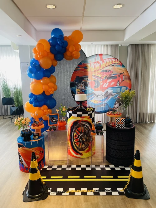 Decoração de festa Hot Wheels — Festaria
