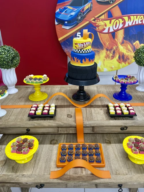 Decoração de festa Hot Wheels — Festaria