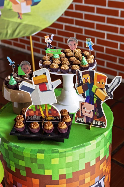 Decoração de festa Minecraft — Festaria