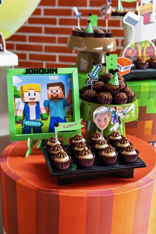 Decoração de festa Minecraft — Festaria