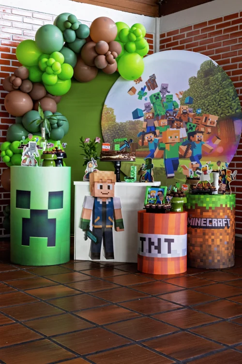 Decoração de festa Minecraft — Festaria