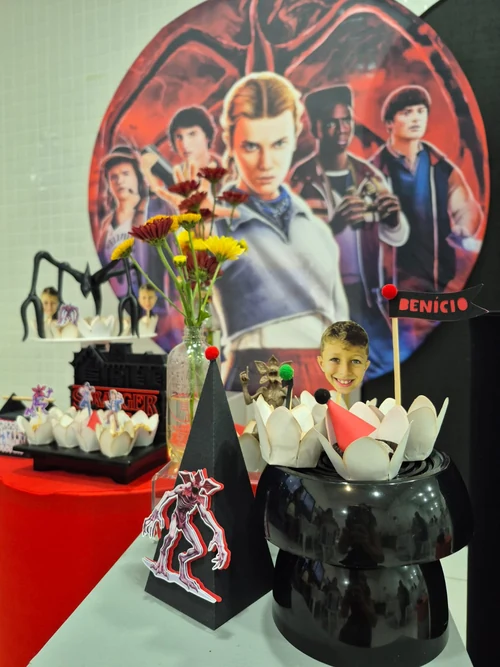 Decoração de festa Stranger Thing — Festaria