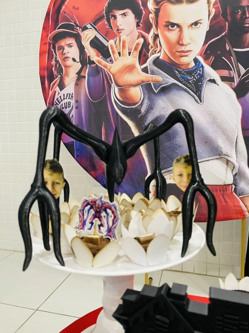 Decoração de festa Stranger Thing — Festaria