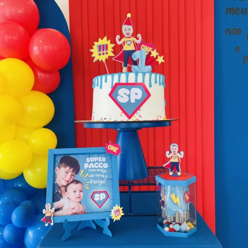 Decoração de festa Super Heróis personalizados — Festaria
